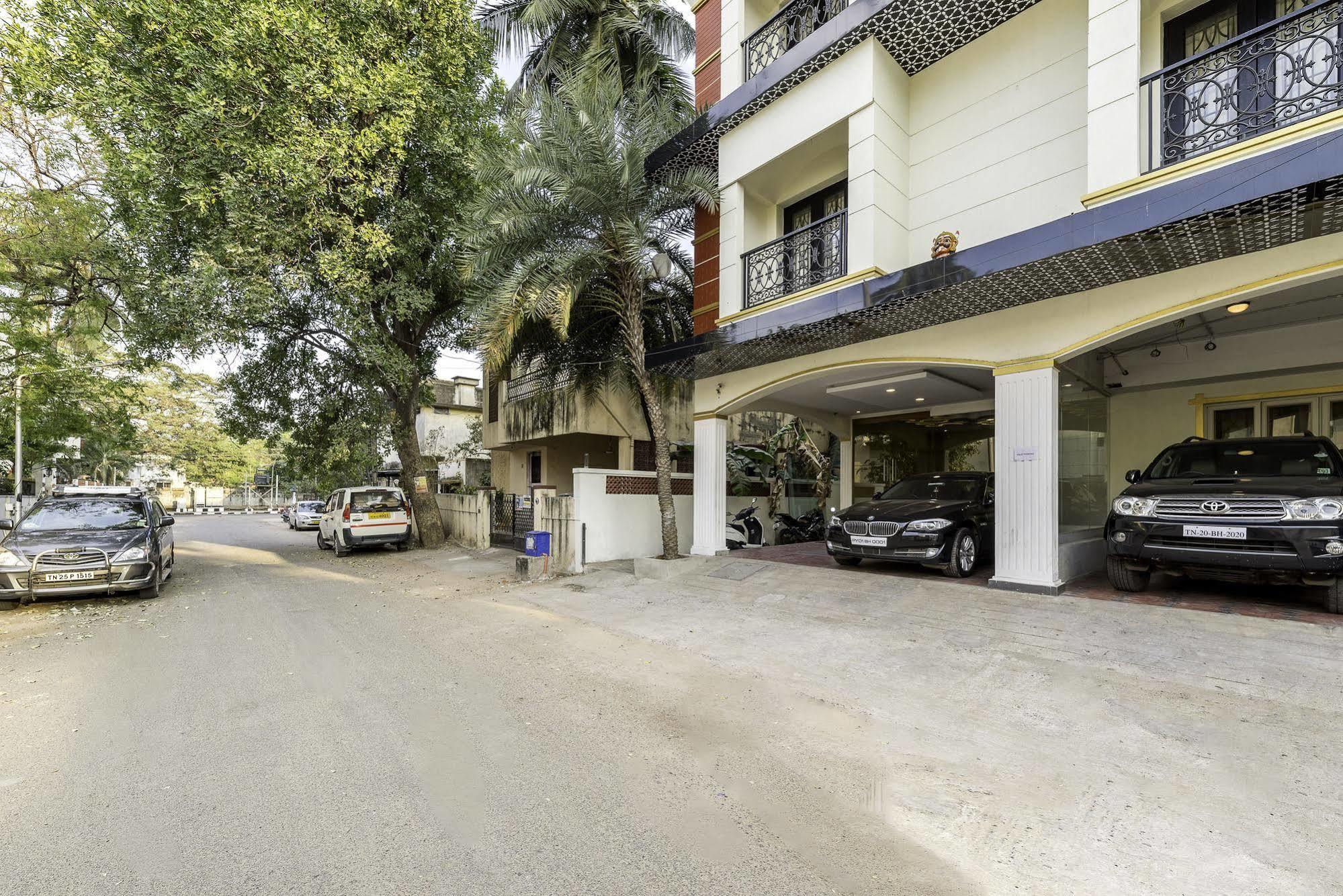 Hotel Treebo Elan Čennai Exteriér fotografie